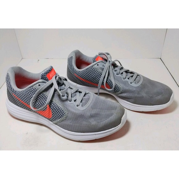 Nike Revolution 3 Athletic Shoes‎ Womens Size 9 W Gray Orange Running Training - Picture 1 of 16
